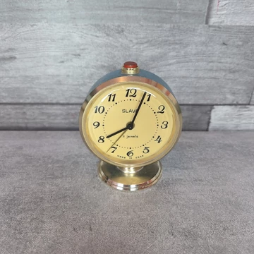 Retro Slava ébresztőóra