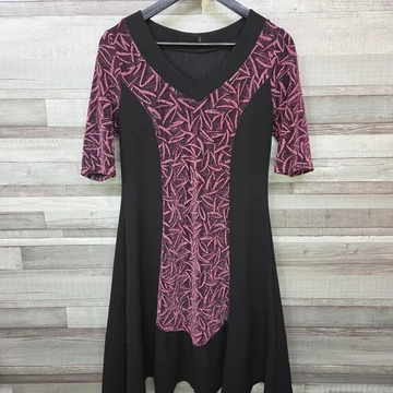 Alkalmi női ruha csillogó betétekkel, L