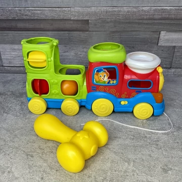 Winfun zenevonat labdákkal és kalapáccsal