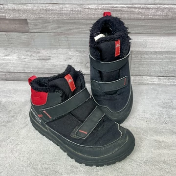 Decathlon Quechua fekete-piros bélelt tépőzáras cipő 30