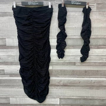 Psychollyer fekete ruha S-MPsychollyer pánt nélküli fekete ruha S-M