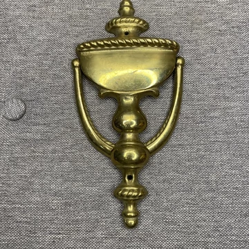 Antik sárgaréz kopogtató