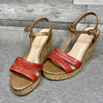 Esprit magas talpú piros szandál 38 Esprit magas talpú piros szandál 38