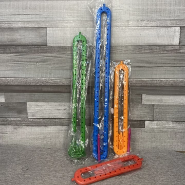 Színes több méretű horgoló szett