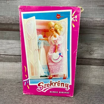 Retro szekrény Barbie Babához