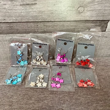 Csillagmintás színes fülbevaló