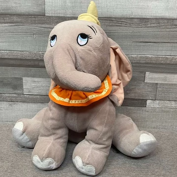 Walt Disney Dumbó plüss elefánt