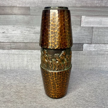 Iparművészeti réz váza