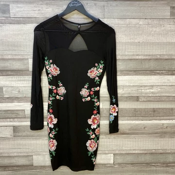 H&amp;M fekete virágmintás ruha S