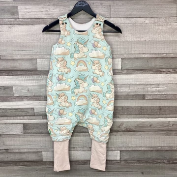 Cute Baby unikornisos, kamáslis tipegő hálózsák 2-3 évesre