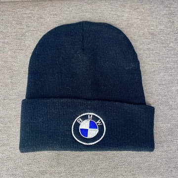 BMW fekete sapka