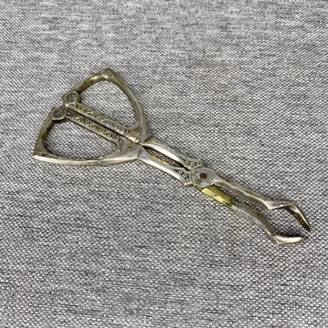 Ezüstözött vintage csipesz