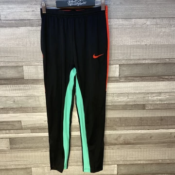 Nike Dri-fit sport gyerek nadrág 10-12 évesre