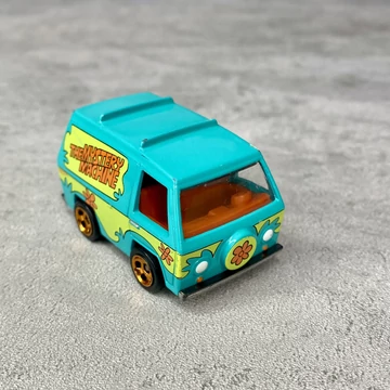 Hot Wheels Scooby-Doo The Mystery Machine 2012 Mattel autó
