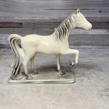 Mázas fajansz ló szobor