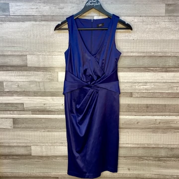 F&amp;amp;F sötétkék alkalmi ruha 36