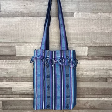 Tarkabarka kézműves szőttes táska