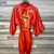 Golden Dragon piros kínai selyem szerű hímzett köntös