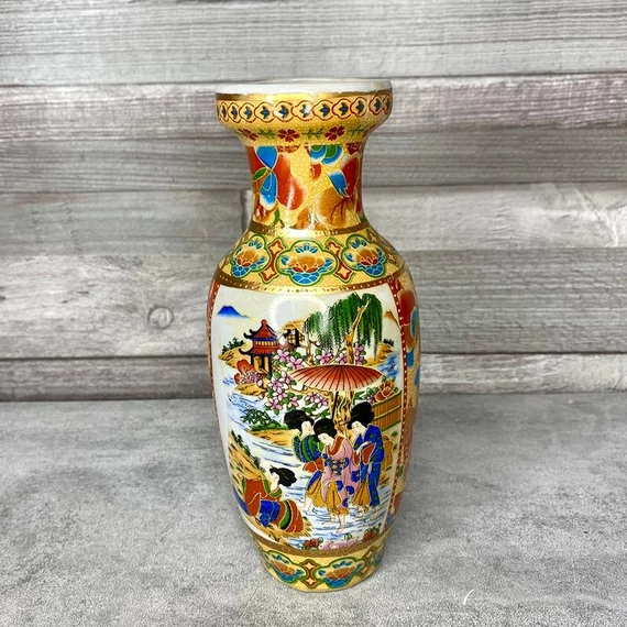 Kínai mintás porcelán váza