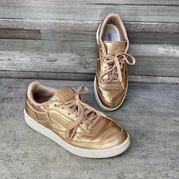 Reebook rosegold női cipő 36