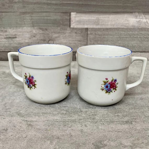 Alföldi porcelán virágos retro bögrék
