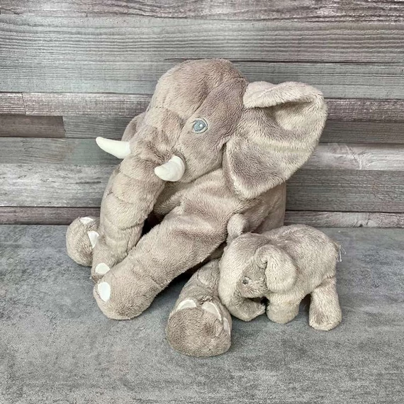 Ikea elefánt plüss figura kicsinyével