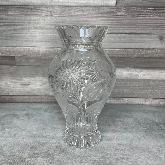 Kristály virágmintás váza