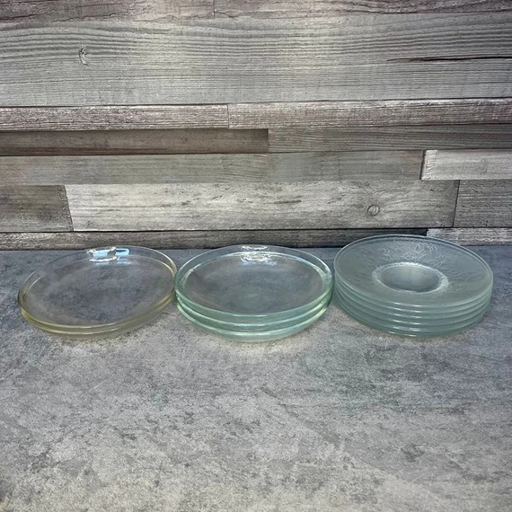 Különleges üveg kistányérok