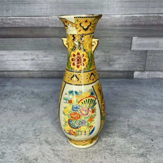 Kínai mintás füles porcelán váza