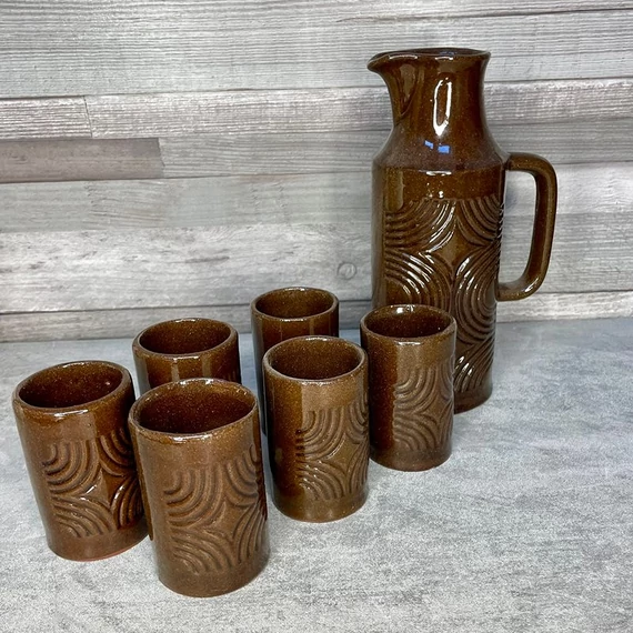 Barna kerámia boroskészlet