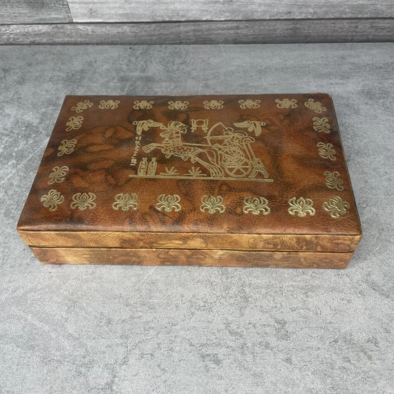 Vintage fa hatású bőr doboz