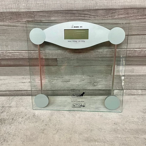 Momert digitális mérleg