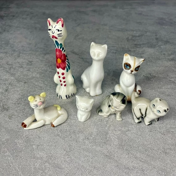 Porcelán cica gyűjtemény
