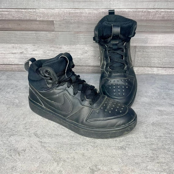 Nike fekete magas szárú unisex cipő 35