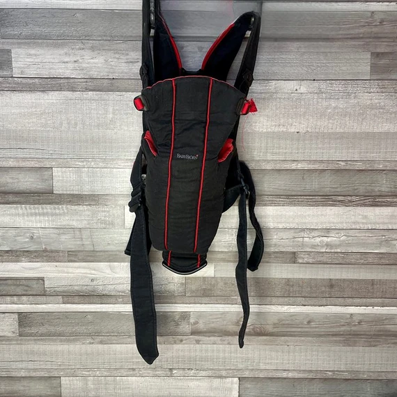 BabyBjörn Baby Carrier Active fekete kenguru baba hordozó