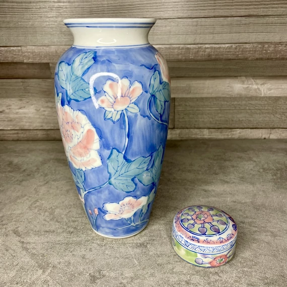 Retro kézzel festett porcelán váza kis ékszertartóval