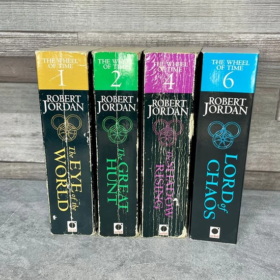 Robert Jordan: The Wheel Of Time 1,2,4,6 angol nyelvű regény csomag