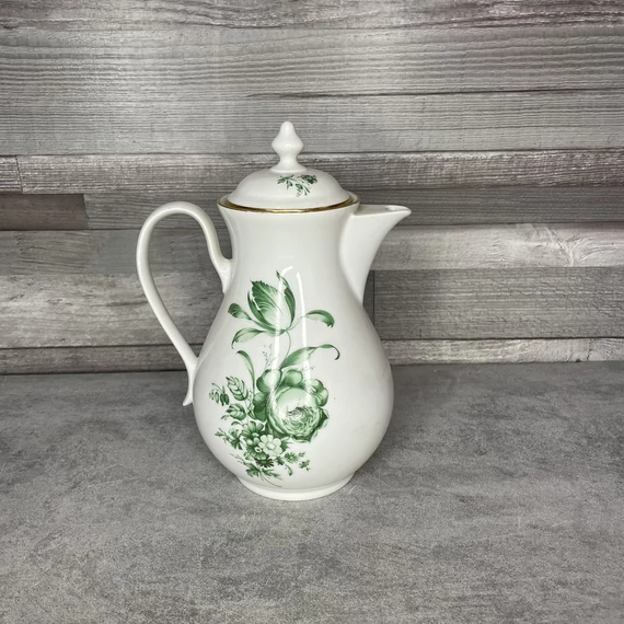 Czechoslovakia Bohemia zöldmintás aranyozott porcelán kancsó