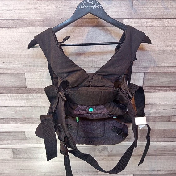 Infantino flip átalakítható csatos babahordozó