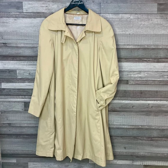 Maria Bellesi bézs elegáns kabát L