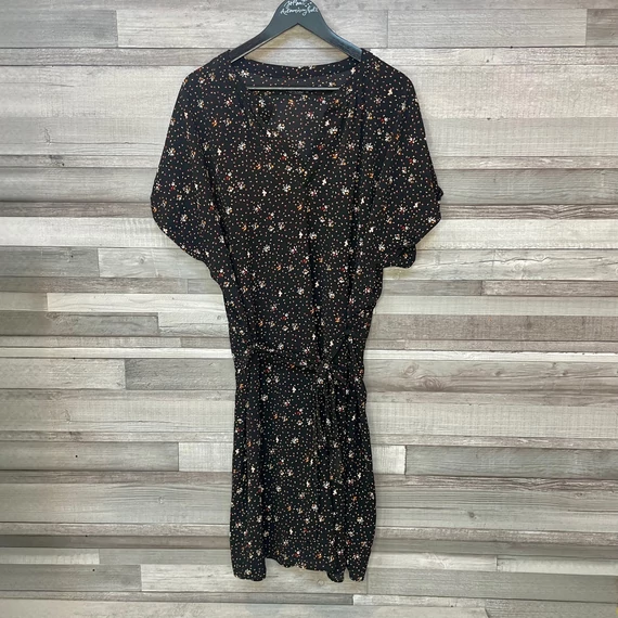 Inextenso fekete aprómintás női ruha 50