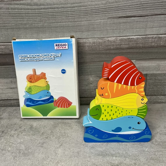 Regio Játék: Halas fa toronyépítő játék