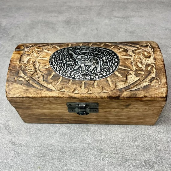 Elefántos fa díszdoboz