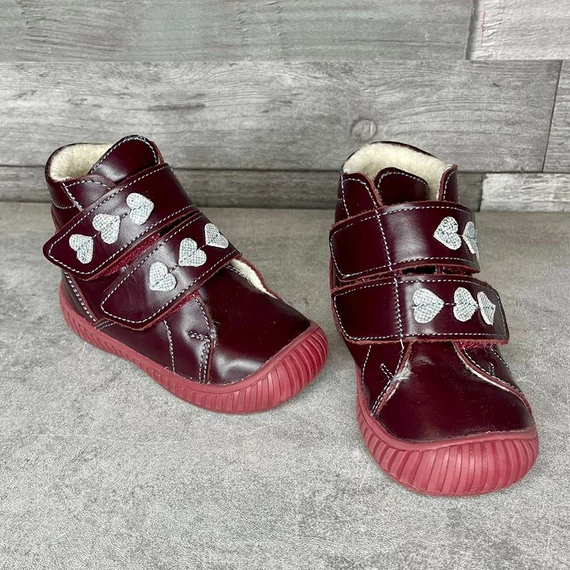 Maus bélelt szívecskés kislány bőr cipő 19