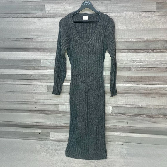 H&amp;M szürke kötött gyapjú ruha 38