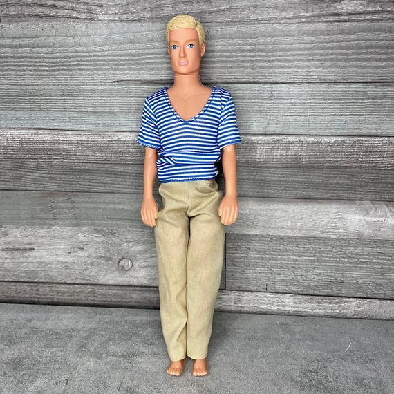 Simba Ken férfi Barbie baba