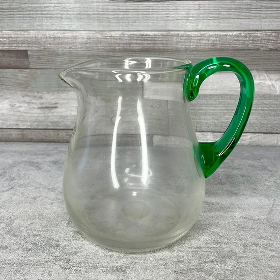 Ajka Crystal zöld füles kristály kancsó