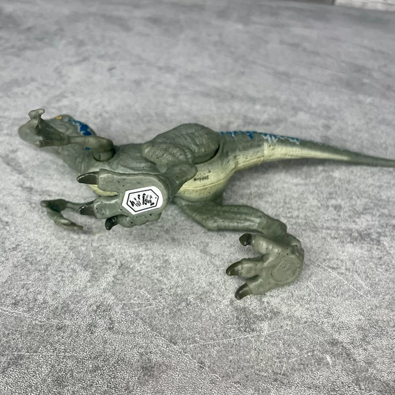 Mattel Jurassic World harci sérült Velociraptor "Blue" játék figura