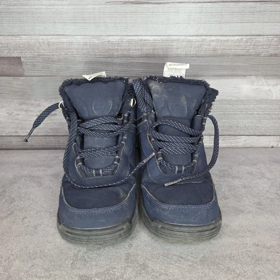 Quechua vízálló sötétkék bundás bakancs, 36