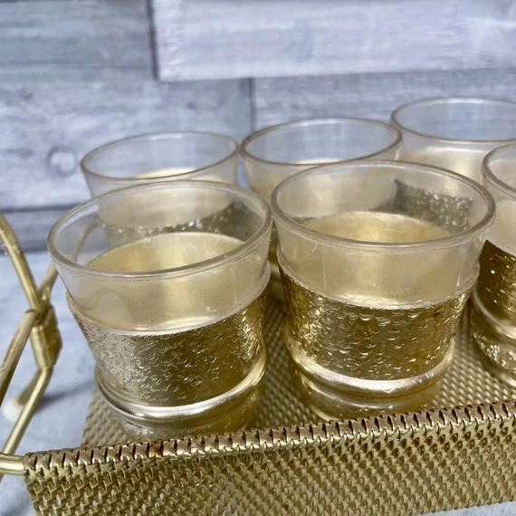 Vintage arany színű szocreál pálinkás készlet